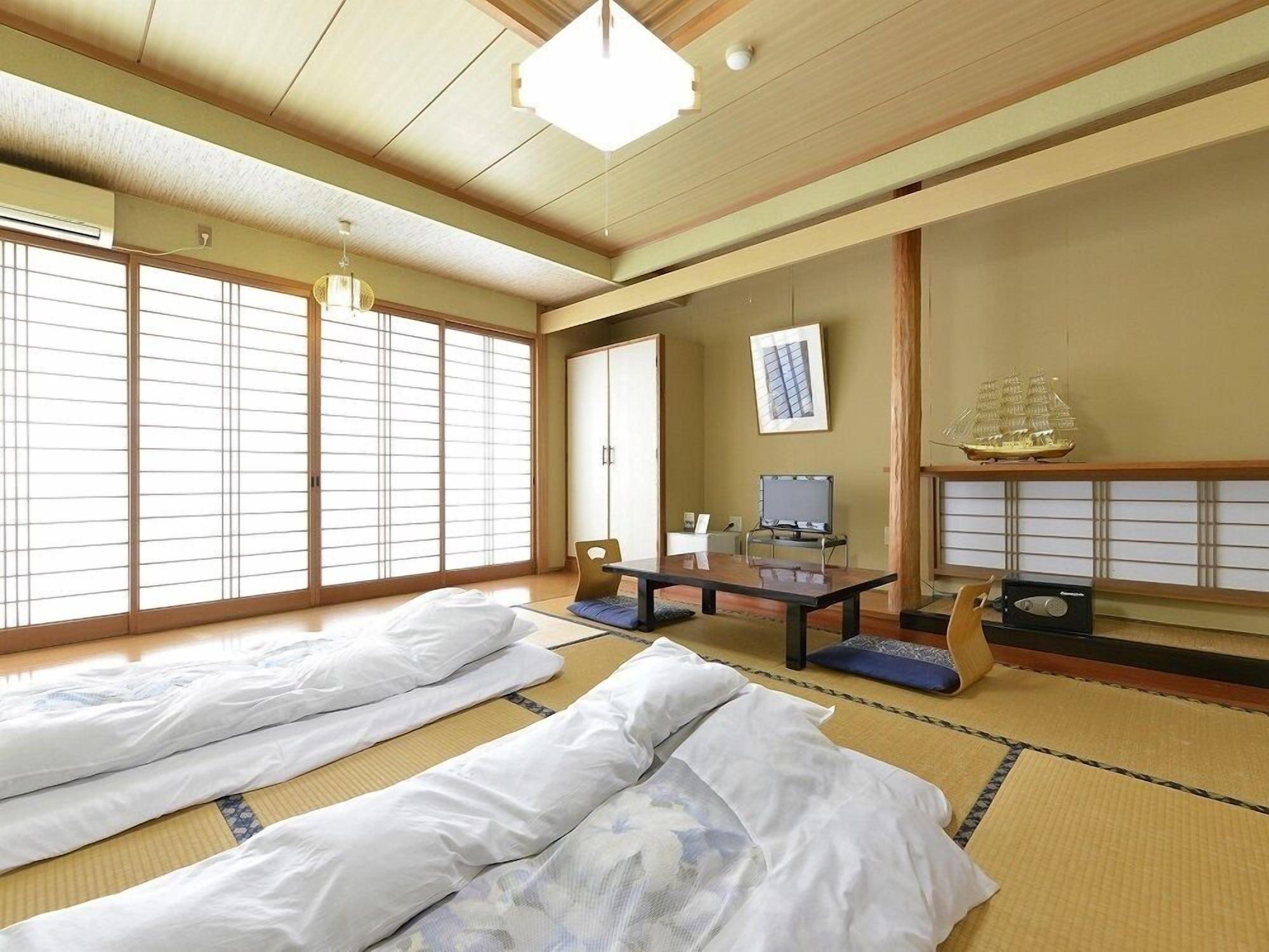 Yumoto Miyoshi Hotel Бепу Екстериор снимка