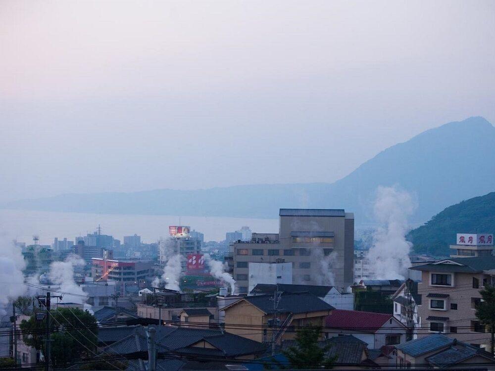 Yumoto Miyoshi Hotel Бепу Екстериор снимка